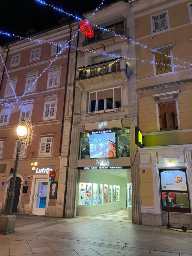 Linden Korzo Apartment Rijeka Bagian luar foto