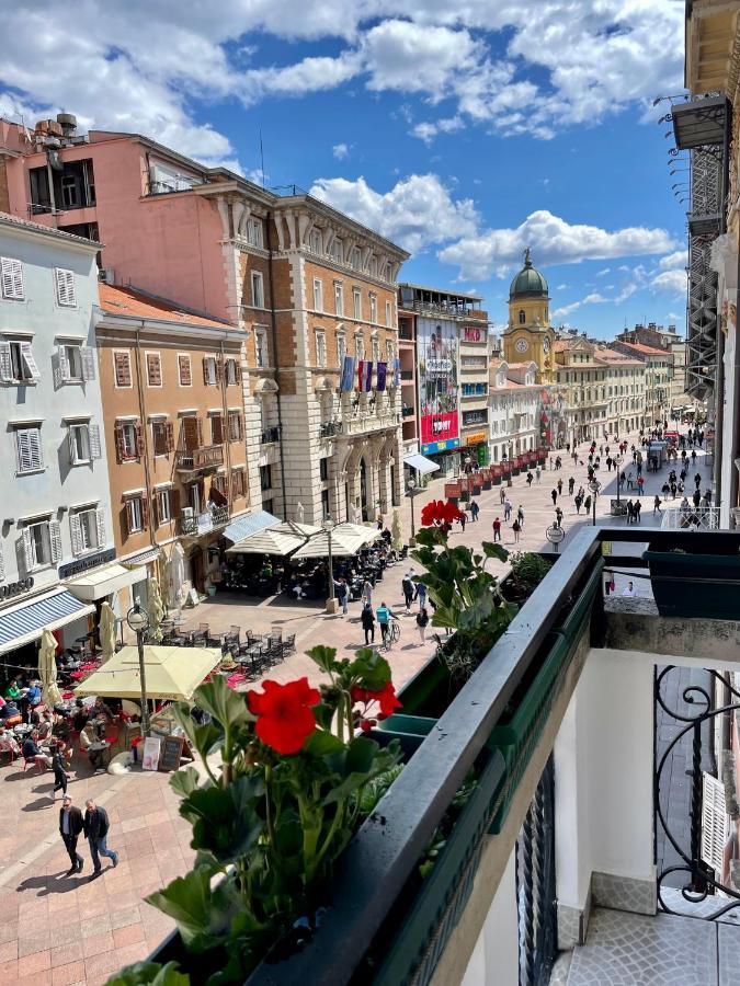 Linden Korzo Apartment Rijeka Bagian luar foto
