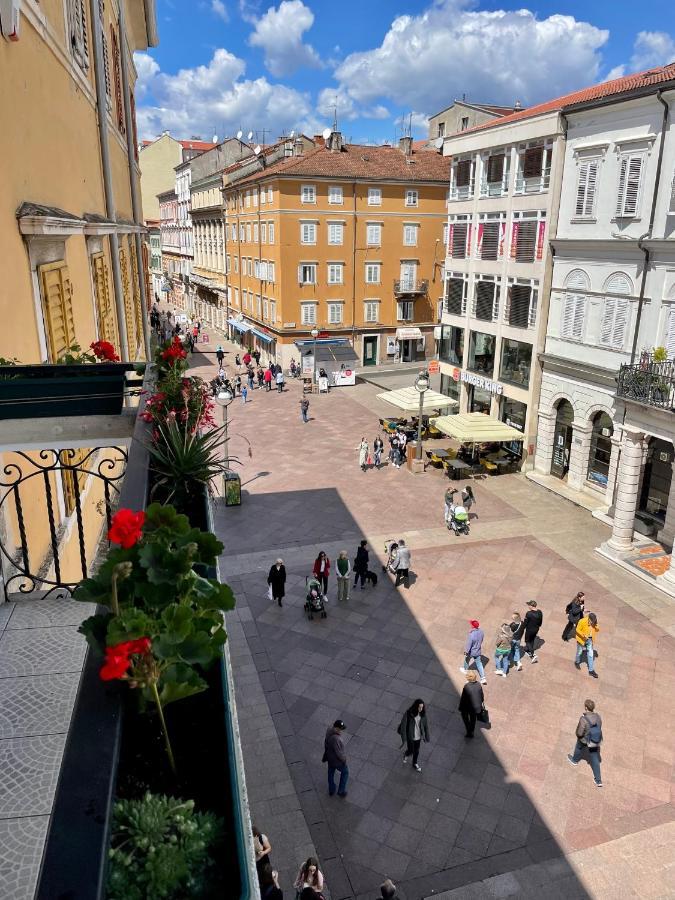 Linden Korzo Apartment Rijeka Bagian luar foto