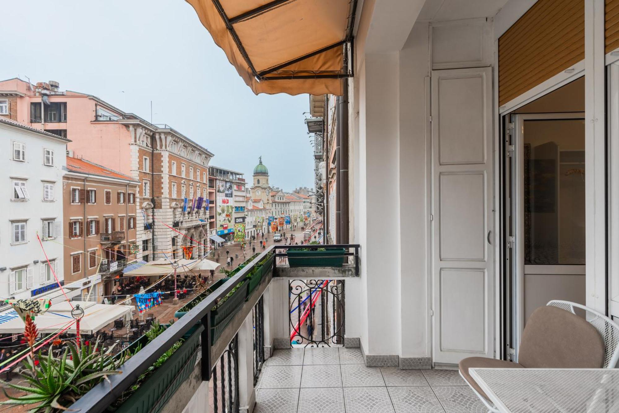 Linden Korzo Apartment Rijeka Bagian luar foto